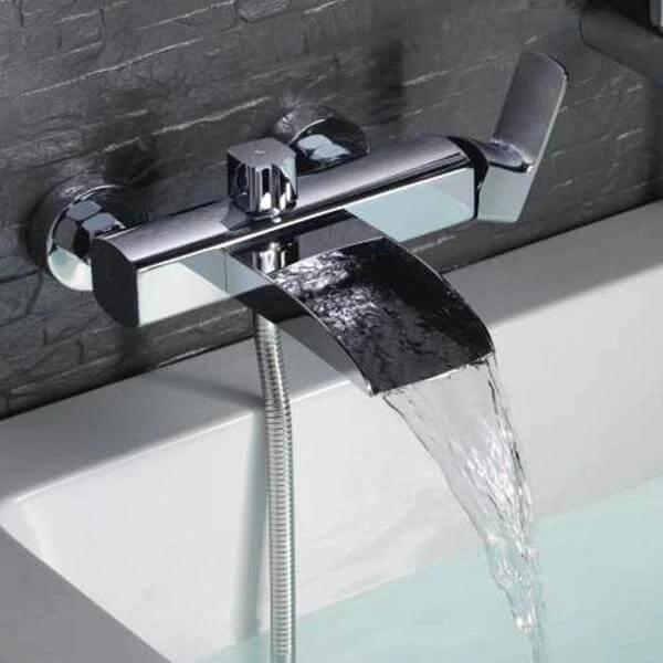 Какой смеситель для ванной лучше выбрать?